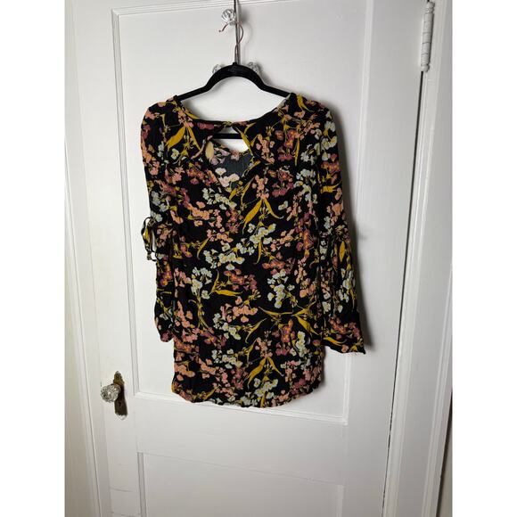 Xhilaration Tunic Top Blouse Women's XS Black Moody Floral Boho Peasant Ruffle - Picture 2 of 8